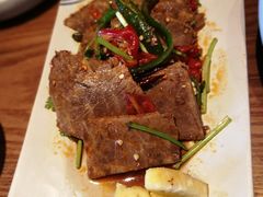 -云海肴·汽锅鸡·云南菜(天山百盛优客店)