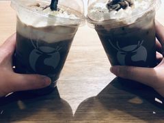 摩卡-瑞幸咖啡(新世界中心店)