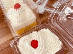 -红宝石·鲜奶小方·海派西点房(浦三店)