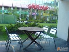 窗外的风景-榖屋house of flour(张江首店)