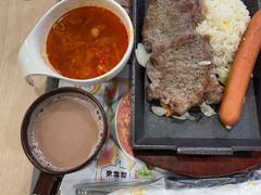 紐西蘭西冷牛扒.忌廉醬爆腸.蛋炒飯-大家乐(皇后大道西店)