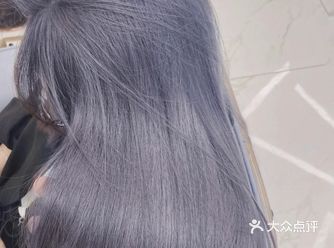 意外才发现的!原来还有这么好看的发色 蓝灰色有点偏雾