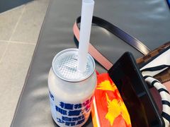 -蔻蔻椰·鲜萃椰子水(欢乐港湾店)