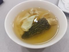 -榕树下海鲜馆(坪山路店)