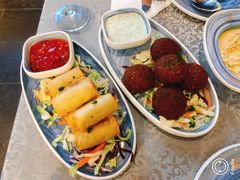 茄子酱和炸鹰嘴豆丸子-La Medina餐厅(亮马河南路店)