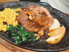 眼肉牛排配黑胡汁-萨莉亚意式餐厅(常州环球港店)