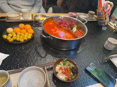 -鹿鸣山草本茶香火锅(园西路店)