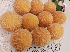 脆皮椰球-芙蓉凰花园酒楼