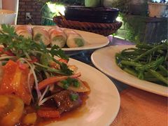 -Lanterns Vietnamese Restaurant