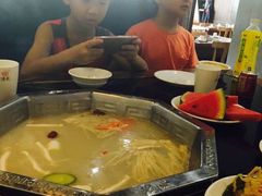 -重庆德庄火锅(体育中心店)