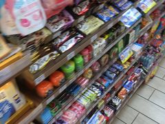 -全家便利店(宜山路站店)