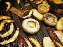 -燚店·铁板鱼蛙·烤肉·烤串(北新桥店)
