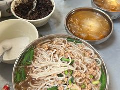 小碗肥瘦-正宗杨记普洱酸醋米线(总店)