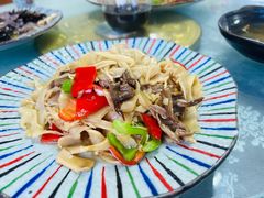 -天天向上素食餐厅(五台山店)