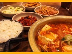 猪颈肉泡菜汤-金北顺大锅家(신사본점)