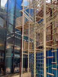 -PIPIKINGDOM皮皮王国欢乐号(欢乐海岸购物中心店)