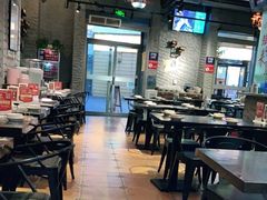 大堂-巴四老城区炭火蛙锅(张江店)