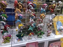 -泡泡玛特POPMART(杭州乐堤港店)