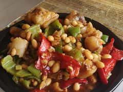 黄豆猪手-壹阁胡羊焖饼(特色小吃街店)