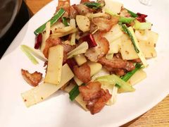 腊肉炒香笋-云海肴·汽锅鸡·云南菜(苏州中心店)