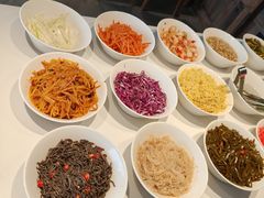 -包整·丝娃娃(一览甲秀楼风景店)