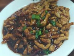 清炒肉丝面-朱新年·苏式汤团·面点(北寺塔店)