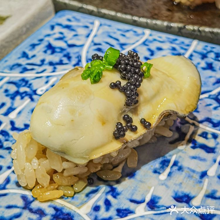 值得N刷的回转寿司上新‼️生蚝手握太鲜了💯