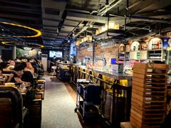 -麦凯伦烧烤·精酿超级工厂店(金桥总店)