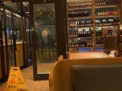 -耶里夏丽·丝路国际新疆菜·清真食品(徐汇南丹东路臻选店)