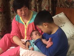 -爱贝佳母婴护理服务中心·月嫂育儿嫂(鲁迅路店)