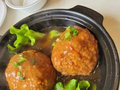 狮子头-巢香扣肉馆