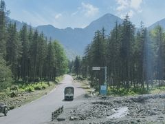 -硗碛藏寨·神木垒景区