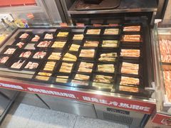 -哈哈碳都·牛肋条无限自助烤肉(台江万达店)