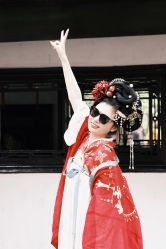 -一揽芳华汉服旗袍体验馆(拙政园店)
