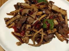 -十三式重庆江湖菜(金茂览秀城店)