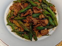 -阿瓦山寨·湘菜现炒·剁椒鱼头王(咸阳总店)