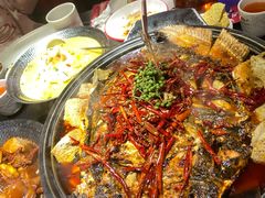 -辣尚瘾·烤鱼·新川菜(交大直营店)