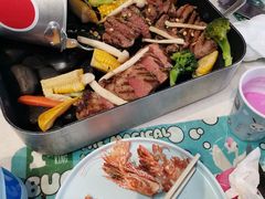 -水桶王国主题餐厅·聚会·生日派对·亲子活动·家庭套餐(亚龙湾希尔顿店)