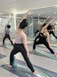 -爱尔乐美孕产瑜伽·普拉提