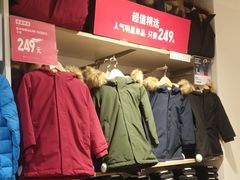 -优衣库(哈尔滨中央大街店)