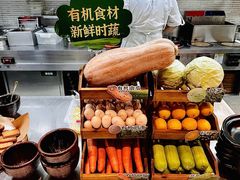 -费大厨辣椒炒肉(高铁吾悦广场店)
