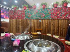-哈尔滨东北铁锅炖(都督街店)