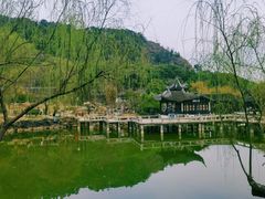 -灵岩山风景区
