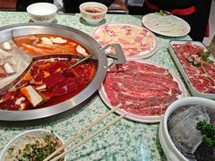 -肖婷姐大铁锅重庆火锅(南湖店)