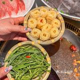这家主打“新鲜手工菜”的重庆火锅味道不是一般