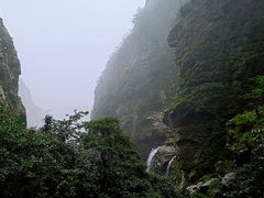 -三叠泉瀑布