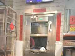 -老天桥酱肉烧饼夹肘子(天桥店)