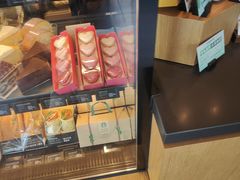 -星巴克臻选(上海长风大悦城店)