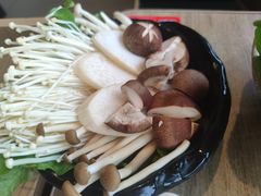 菌类拼盘-彤德莱牛肉火锅(双港店)