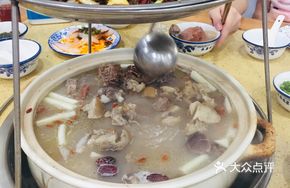 Spicy Squid with Pork Trotter and Spare Ribs